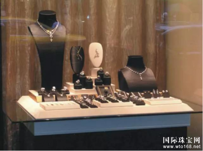 珠寶陳列，決定珠寶零售新未來